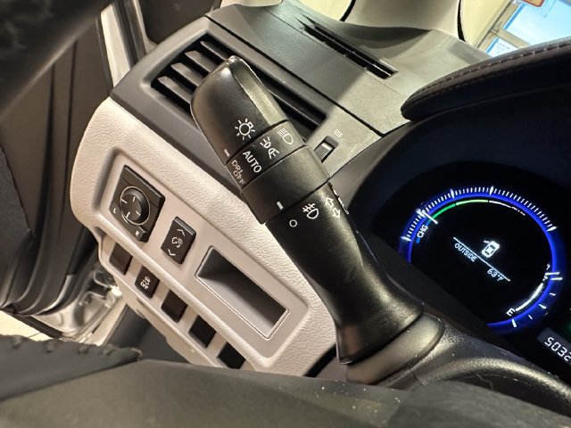 Used 2010 Lexus HS 250h w/ Preferred Accessory Package FWD image 15