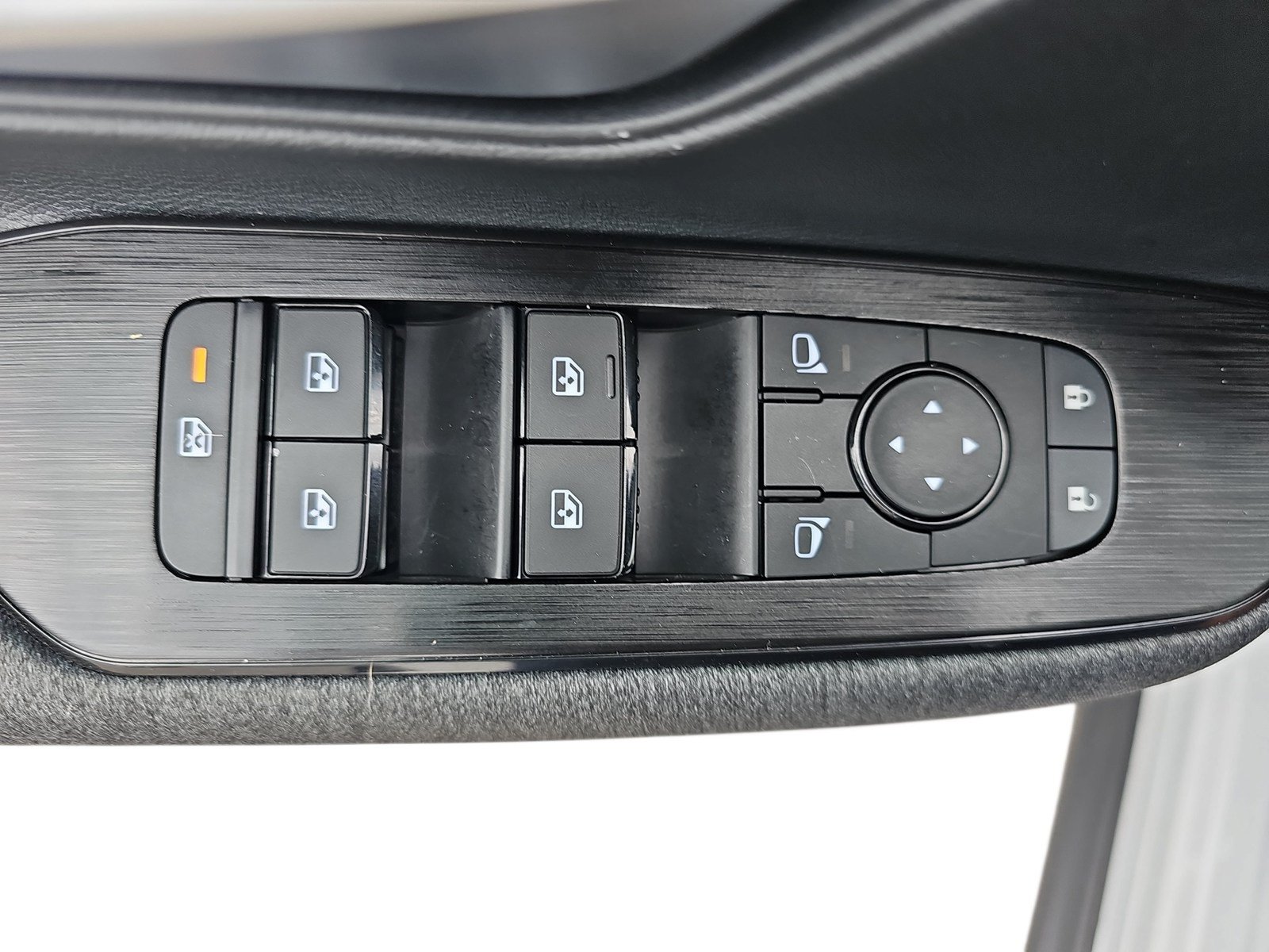 Used 2026 Nissan Kicks SV w/ SV Premium Package FWD image 24