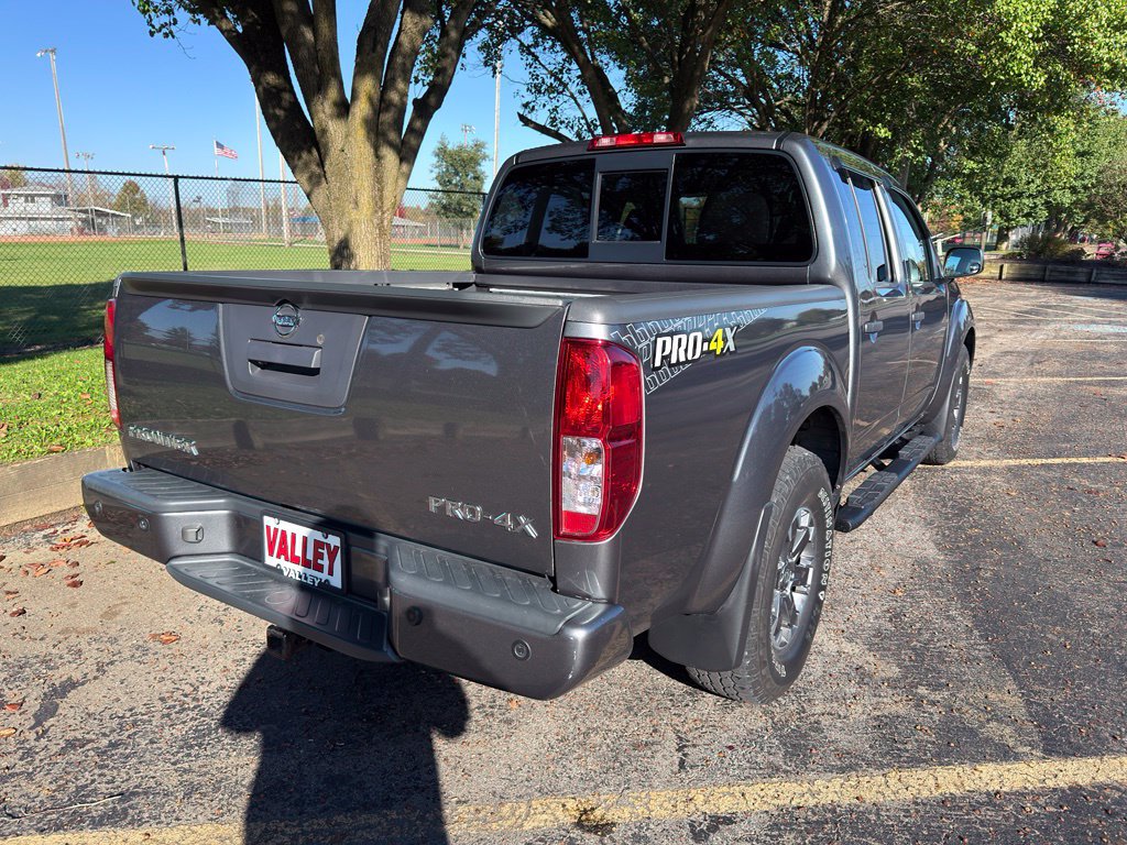 Used 2018 Nissan Frontier PRO-4X AWD/4WD image 12