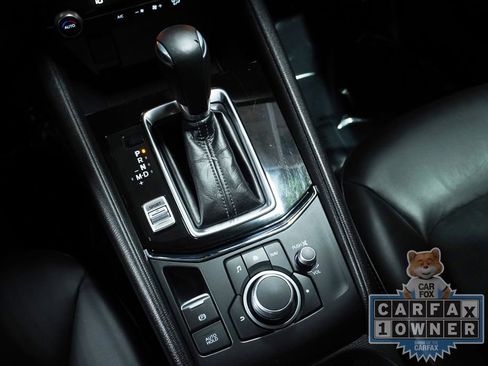Used 2020 MAZDA CX-5 Touring image 17
