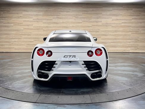Used 2010 Nissan GT-R Premium AWD/4WD image 14