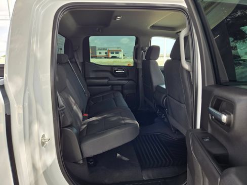 Certified 2025 Chevrolet Silverado 1500 Custom Trail Boss w/ Dark Appearance Package AWD/4WD image 21
