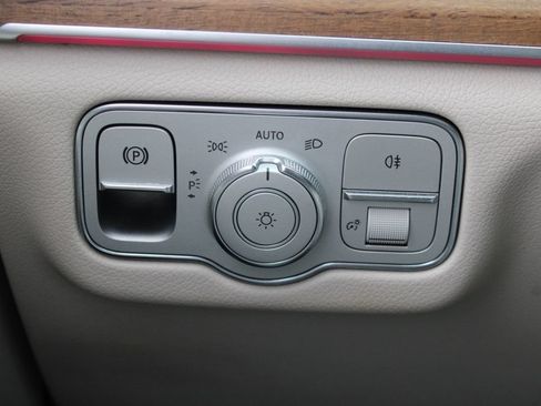 Used 2022 Mercedes-Benz GLE 350 4MATIC image 13