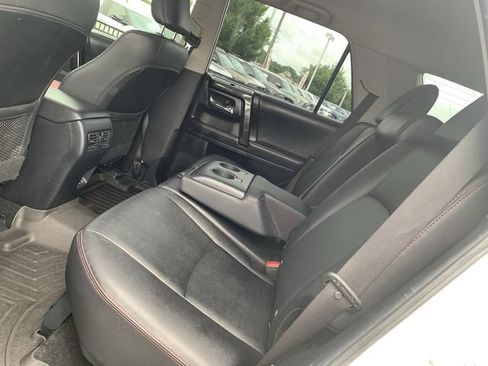 Certified 2021 Toyota 4Runner TRD Off-Road Premium AWD/4WD image 10