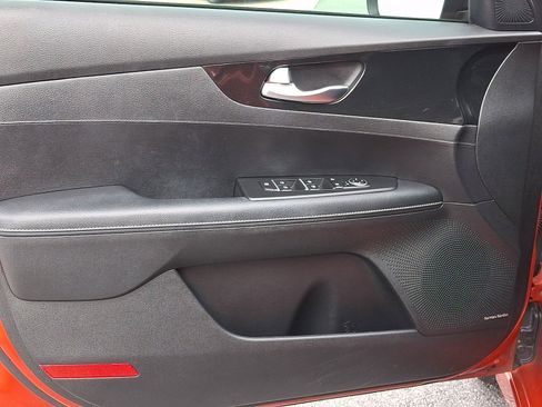 Used 2022 Kia Forte GT-Line w/ GT-Line Premium Package image 12