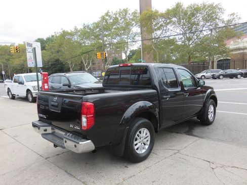 Used 2018 Nissan Frontier SV w/ Value Truck Package AWD/4WD image 4
