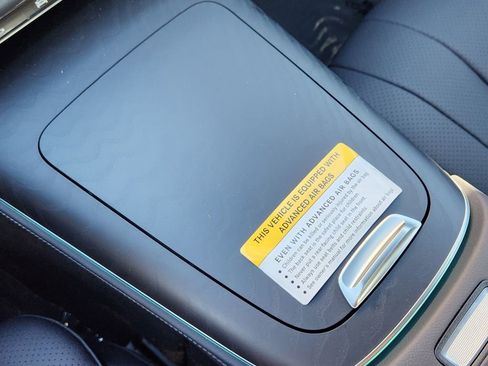 New 2025 Mercedes-Benz E 350 4MATIC Sedan image 23