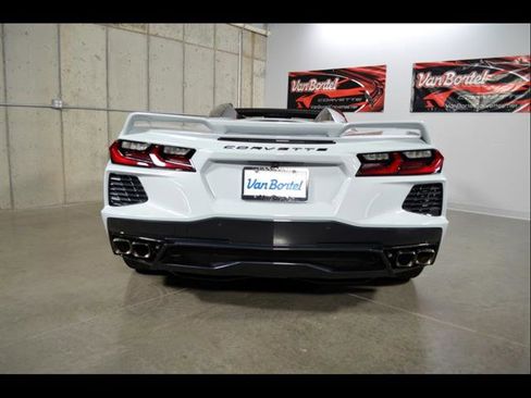 Used 2023 Chevrolet Corvette Stingray Premium Conv w/ Z51 Performance Package image 8