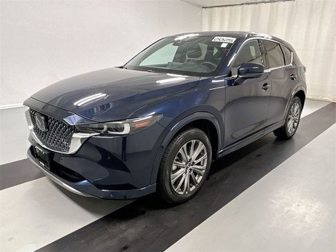 Certified 2025 MAZDA CX-5 Signature image 5