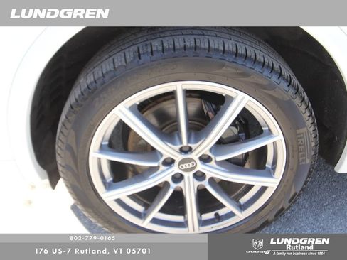 Used 2022 Audi SQ5 Premium w/ Convenience Package AWD/4WD image 13