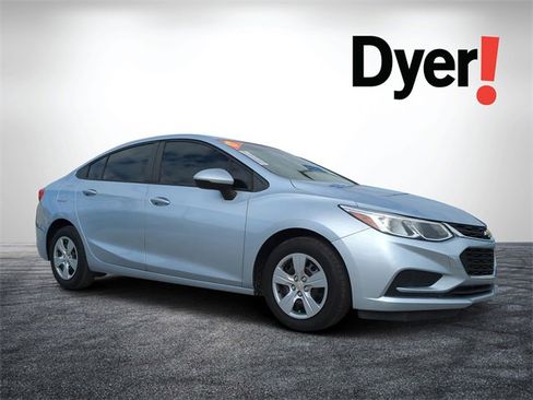Used 2017 Chevrolet Cruze LS image 1