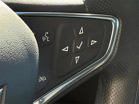 Used 2020 Chevrolet Malibu LS image 13