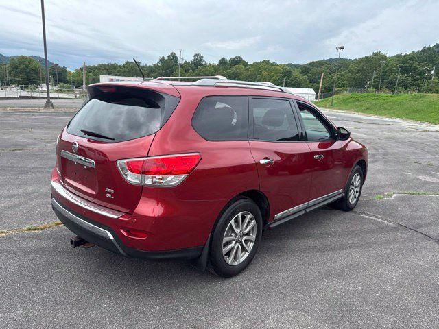 Used 2014 Nissan Pathfinder SL AWD/4WD image 8