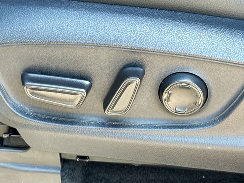 Used 2024 Toyota Tacoma TRD Off-Road w/ TRD Off Road Premium Package image 23