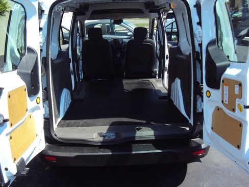 Used 2022 Ford Transit Connect XL FWD image 13