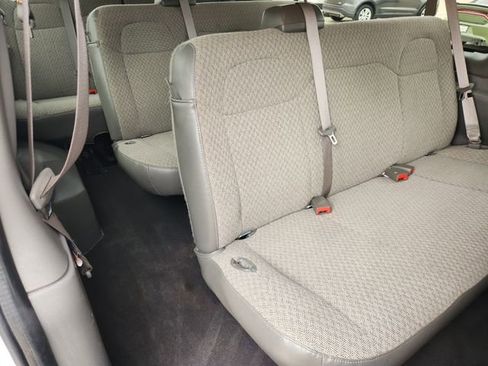 Used 2025 Chevrolet Express 3500 LS RWD image 34