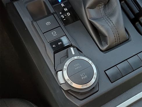 Used 2024 Toyota Tacoma SR5 image 23