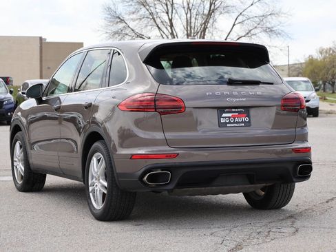 Used 2016 Porsche Cayenne image 11