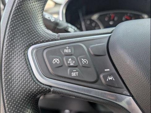 Used 2022 Chevrolet Equinox LT AWD/4WD image 16