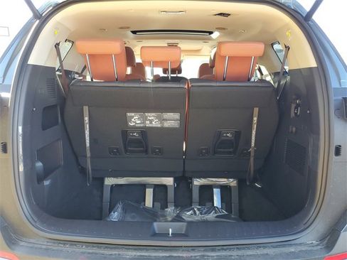 New 2026 Kia Carnival SX Prestige image 7