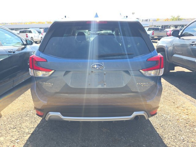 Used 2022 Subaru Forester Touring AWD/4WD image 8