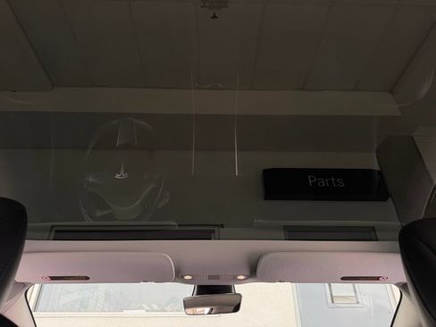 Used 2018 Tesla Model 3 RWD image 4