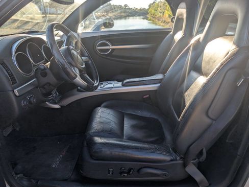 Used 2004 Chevrolet SSR w/ Preferred Equipment Group image 13