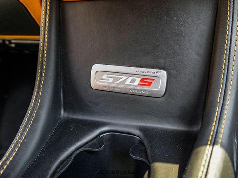 Used 2019 McLaren 570S Spider image 41