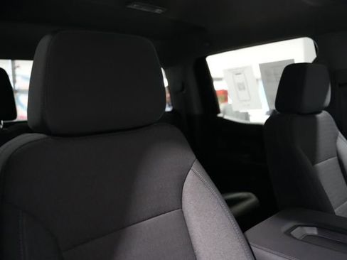 Used 2022 Chevrolet Silverado 1500 LT w/ Z71 Off-Road Package image 20