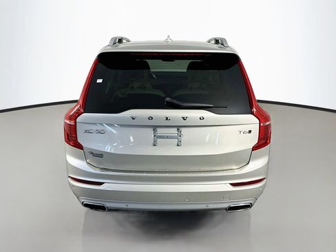 Used 2018 Volvo XC90 T6 Momentum w/ Convenience Package AWD/4WD image 6
