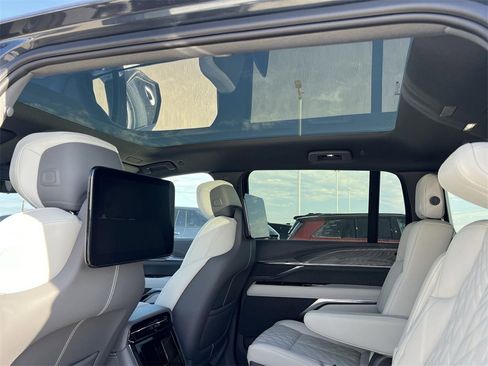 New 2026 Cadillac Escalade IQ Luxury 1 image 29