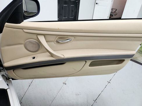 Used 2013 BMW 335is Convertible RWD image 26