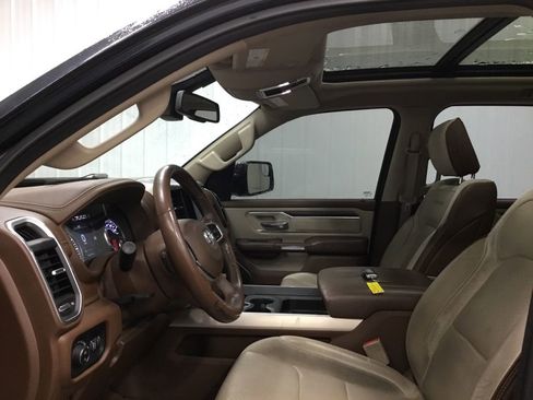 Used 2019 RAM 1500 Laramie image 7