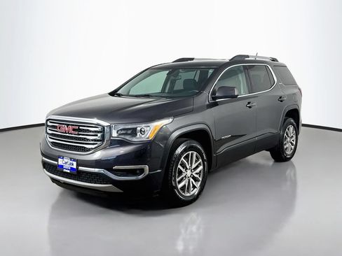 Used 2017 GMC Acadia SLE AWD/4WD image 3