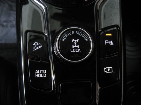 Used 2024 Kia Sportage SX Prestige image 17