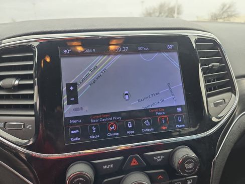 Used 2019 Jeep Grand Cherokee Limited w/ Luxury Group II image 30