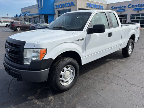 Used 2014 Ford F150 XL w/ Power Equipment Group AWD/4WD image 4