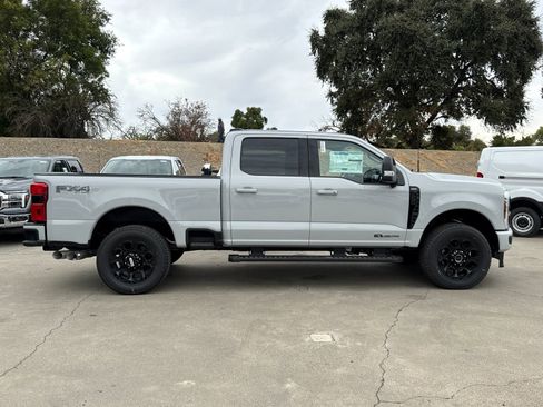 New 2026 Ford F250 Lariat w/ Black Appearance Package image 2