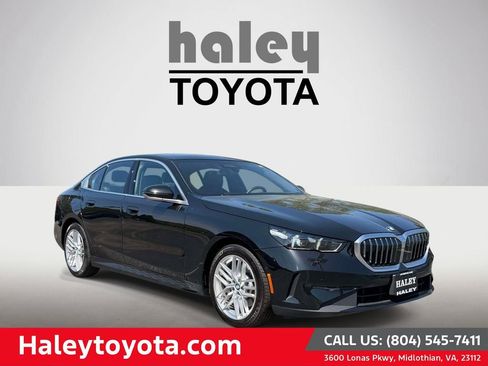 Used 2024 BMW 530i xDrive w/ Premium Package AWD/4WD image 1