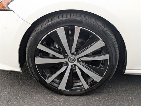 Used 2019 Nissan Altima 2.5 SR image 30
