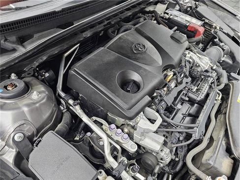 Used 2020 Toyota Camry XSE w/ Navigation Package image 9