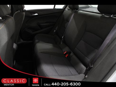 Used 2016 Chevrolet Cruze LS FWD image 17