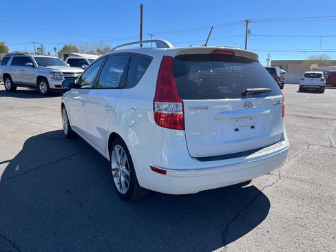 Used 2011 Hyundai Elantra SE image 6