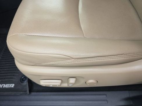 Used 2020 Toyota 4Runner Limited image 16