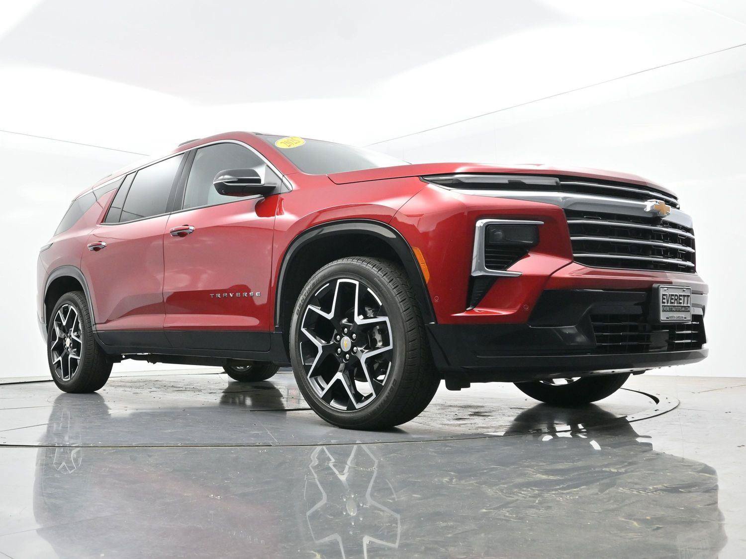 Used 2025 Chevrolet Traverse High Country AWD/4WD image 51