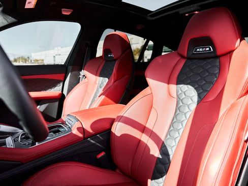 Used 2026 BMW X6 M Competition w/ Executive Package AWD/4WD image 47