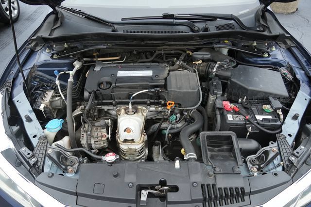 Used 2016 Honda Accord Sport image 12