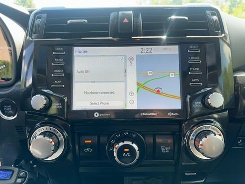 Used 2024 Toyota 4Runner TRD Off-Road Premium w/ Moonroof Package AWD/4WD image 38