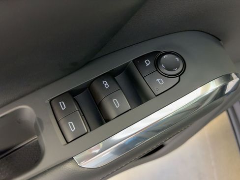 New 2026 Chevrolet Traverse LT w/ Sun and Wheel Package image 12