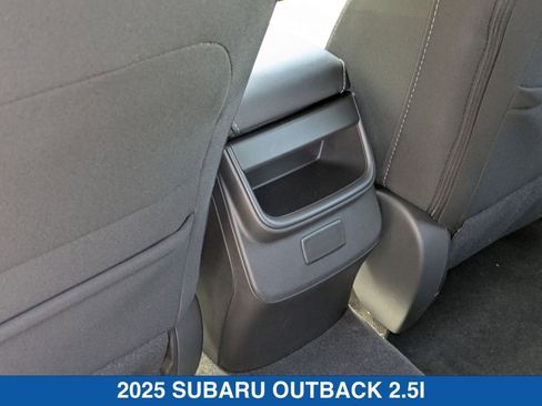 Certified 2025 Subaru Outback image 29